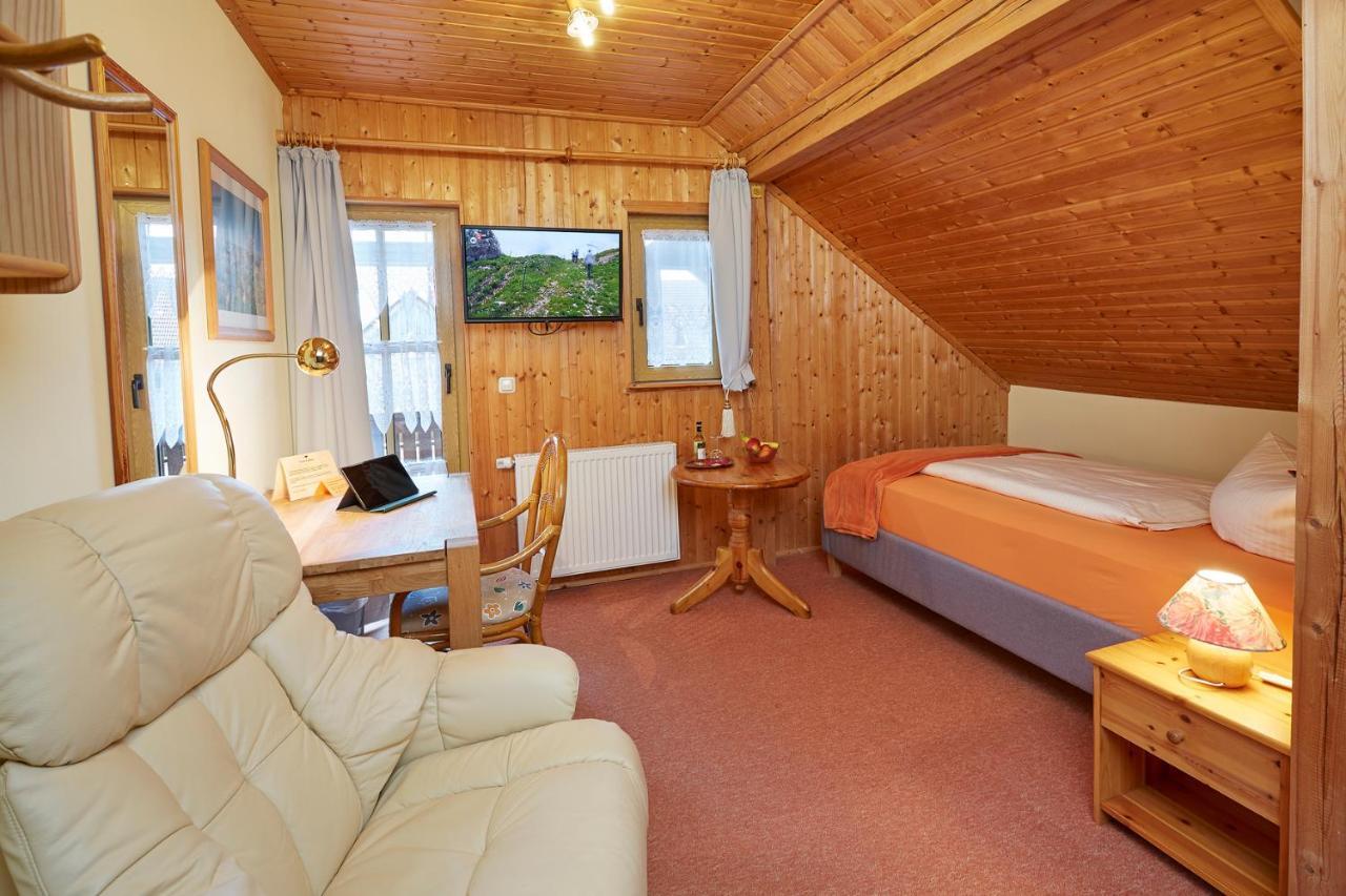 Land- Und Aktivhotel Altmuehlaue Bad Rodach Eksteriør bilde