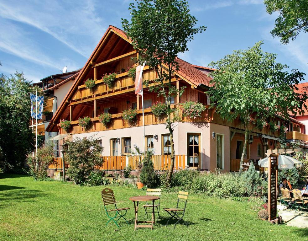 Land- Und Aktivhotel Altmuehlaue Bad Rodach Eksteriør bilde